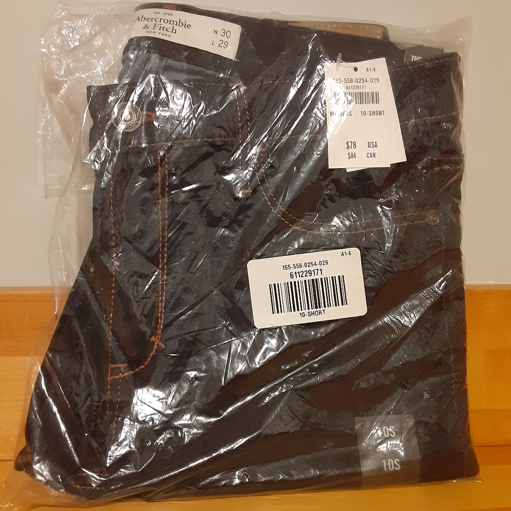 Abercrombie & Fitch High Rise Super Skinny Jeans